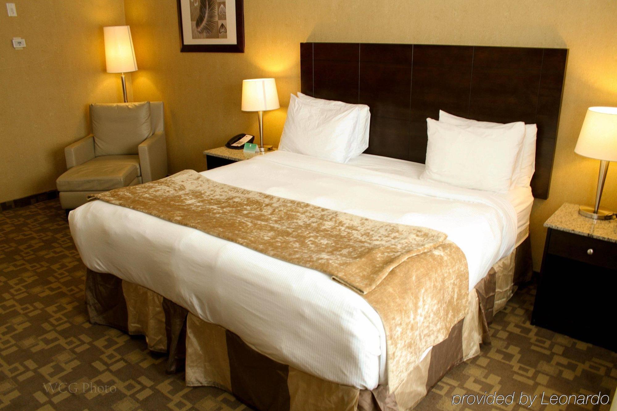 Best Western Plus South Edmonton Inn & Suites Habitación foto